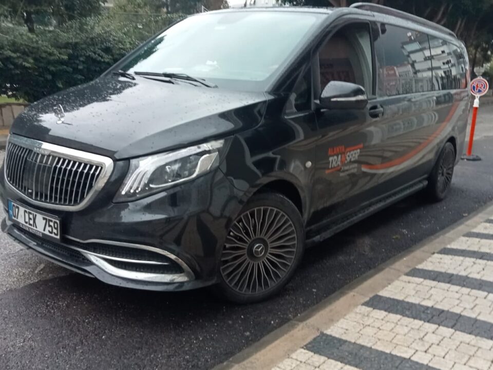 Exclusive Luxury Transfer Services from Kaş to Mahmutlar for High Comfort Travel Experiences kastransfer.com.tr
